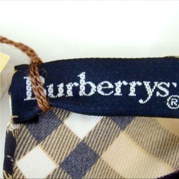 NWT Authentic BURBERRYS Nova Check scarf silk - Picture 10 of 10